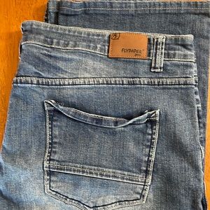 Men’s boot cut jeans. Like new. Medium blue color